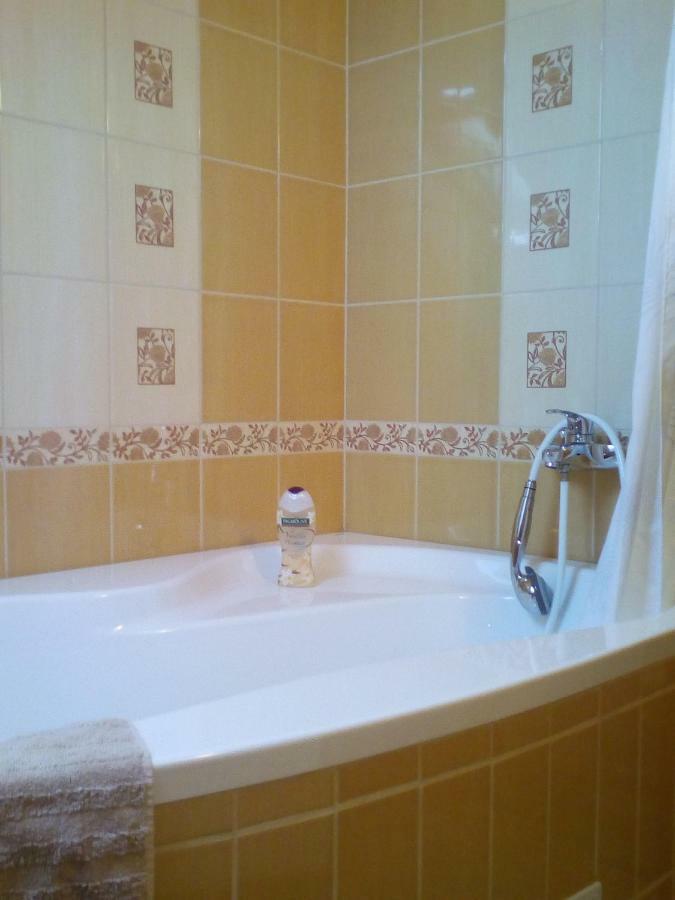 Jazmin Apartman Tihany Exteriör bild